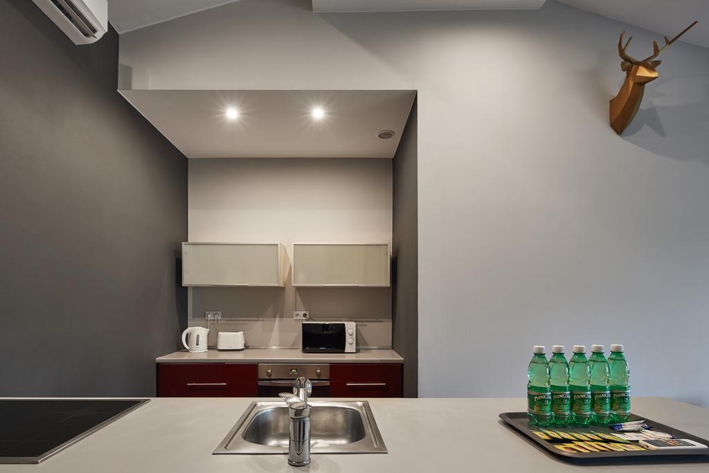 Playhouse Apartments Cracovia Esterno foto